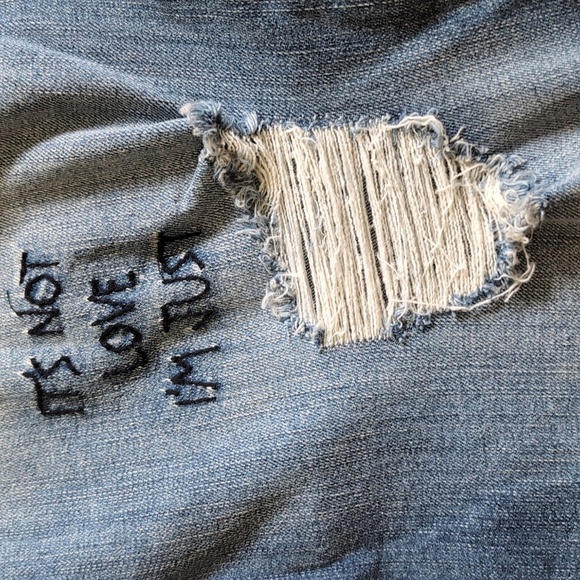 NEW Torrid Skinny Cropped Distressed Stretchy Embroidered Jeans Plus Size 20 - Picture 6 of 8